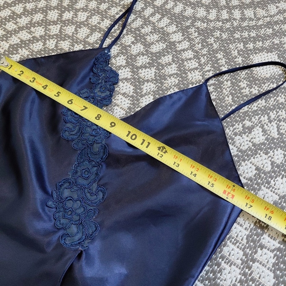 Intime Of California Vintage Blue Satin Applique Gown Nightgown Size S Lingerie‎ - Picture 3 of 9